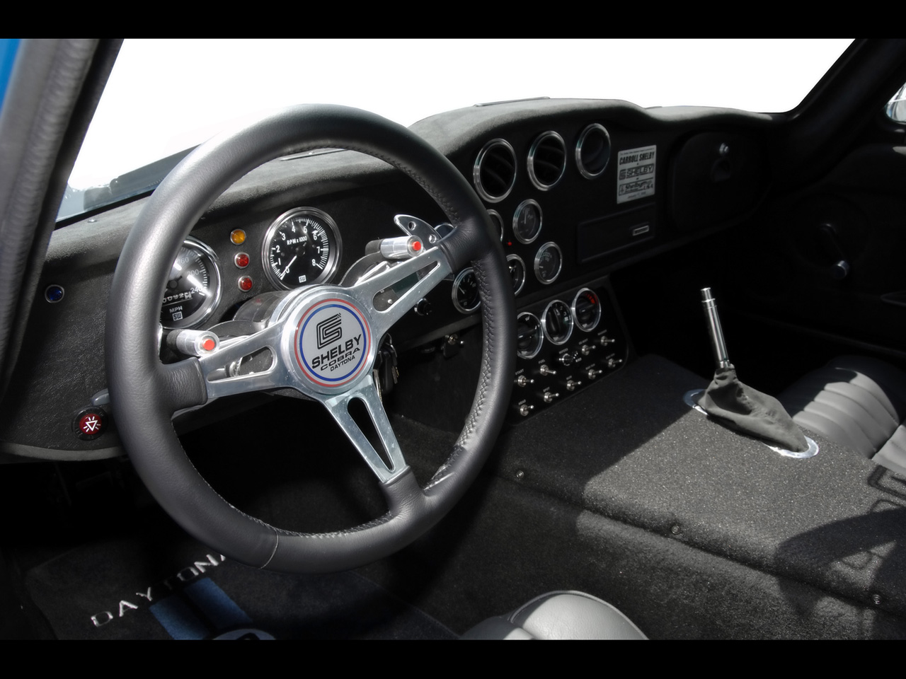 2008-Superformance-Shelby-Cobra-Daytona-Coupe-Steering-Wheel-1280x960.jpg